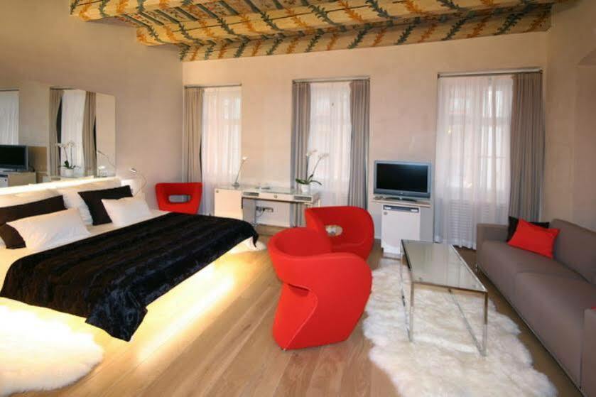 Three Storks 5* Praga